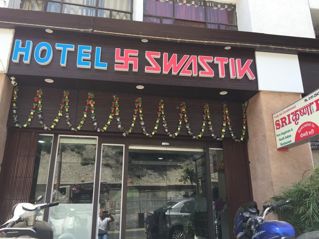 Hotel Swastik Джамму Екстер'єр фото